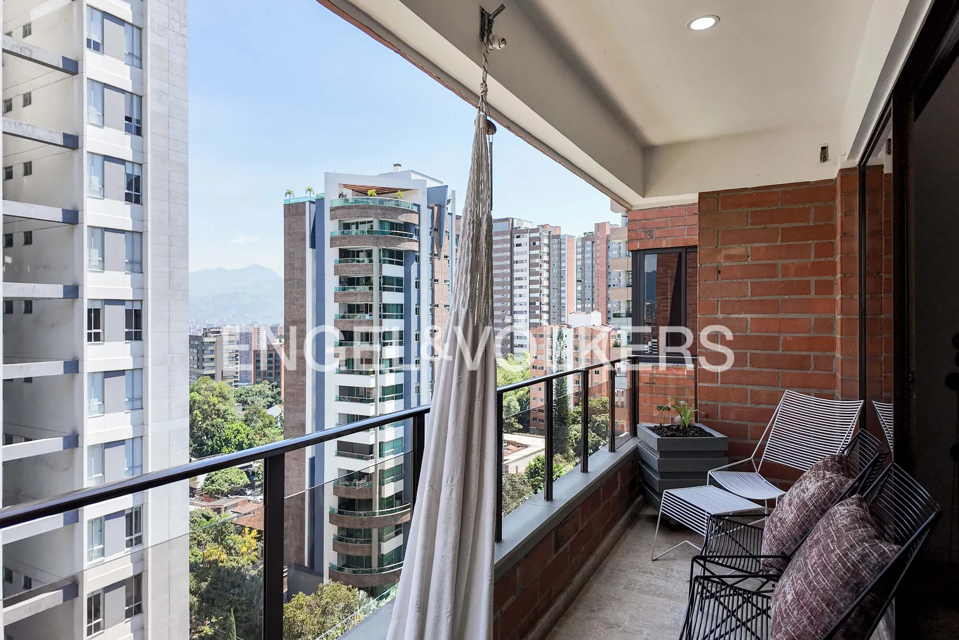 Apartamento en arriendo en Castropol, Medellín · foto 6 de 20
