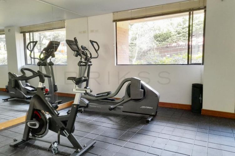 Apartamento de 3 alcobas en venta en Los Rosales, Bogotá, 250 m² · foto 19 de 20