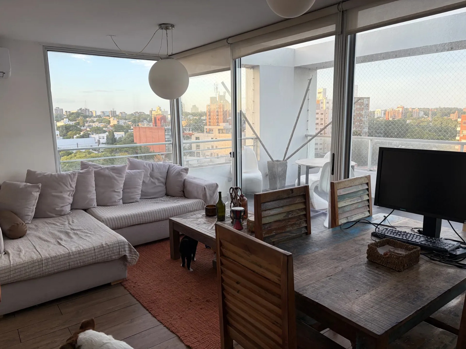 Alquiler de Apartamento pent-house de 2 dormitorios, garaje, terraza con vista a la rambla en Malvin · Foto 10