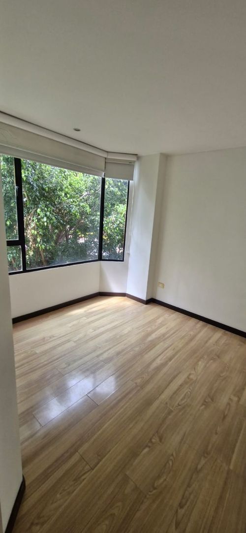 Apartamento de 3 alcobas en venta en Santa Barbara, Bogotá, 134 m² · foto 14 de 24