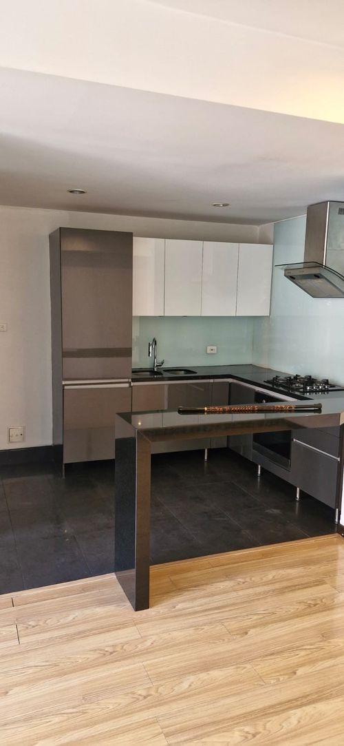 Apartamento de 3 alcobas en venta en Santa Barbara, Bogotá, 134 m² · foto 10 de 24
