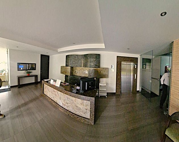 Apartamento de 3 alcobas en venta en Santa Barbara, Bogotá, 134 m² · foto 3 de 24