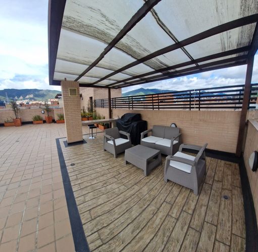 Apartamento de 3 alcobas en venta en Santa Barbara, Bogotá, 134 m² · foto 23 de 24