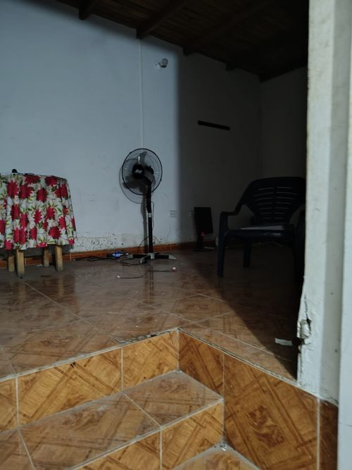 Local en arriendo en Montevideo, Villa del Rosario, 250 m² · foto 15 de 16
