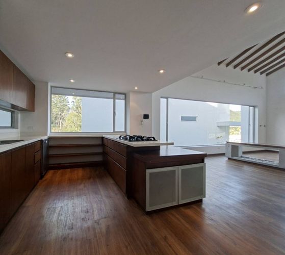Casa de 4 alcobas en venta en Santa Elena, El Retiro, 248 m² · foto 6 de 24