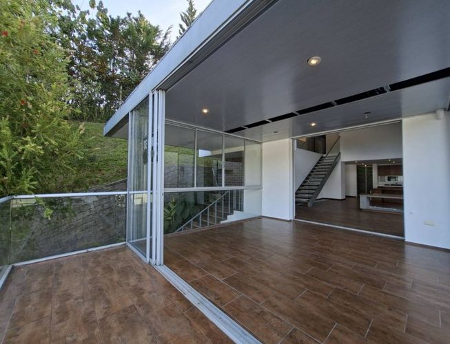 Casa de 4 alcobas en venta en Santa Elena, El Retiro, 248 m² · foto 9 de 24