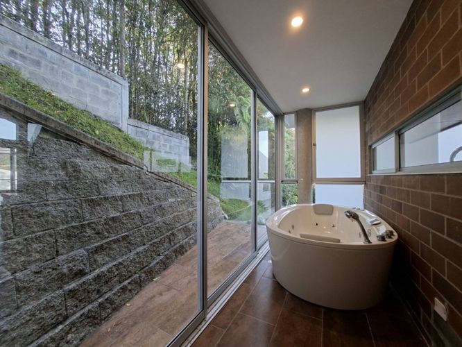 Casa de 4 alcobas en venta en Santa Elena, El Retiro, 248 m² · foto 12 de 24