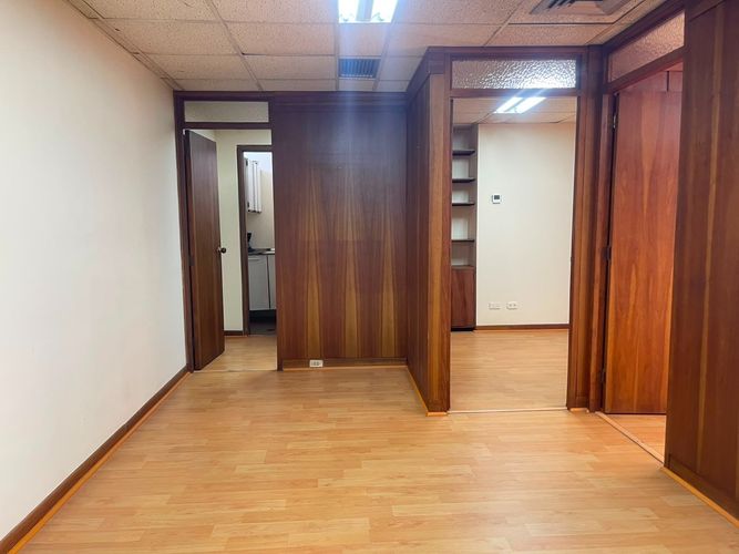 Oficina en arriendo en El Poblado, Medellín, 60 m² · foto 5 de 19
