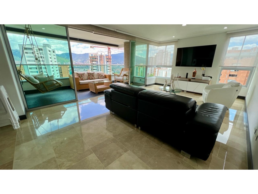 Apartamento en venta en Castropol, Medellín 2