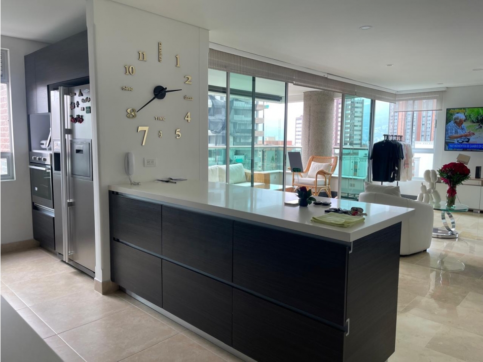 Apartamento en venta en Castropol, Medellín 5