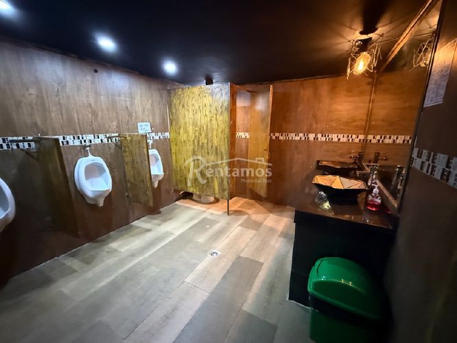 Local en arriendo en El Poblado, Medellín, 175 m² · foto 8 de 21