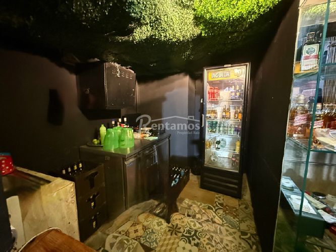 Local en arriendo en El Poblado, Medellín, 175 m² · foto 14 de 21