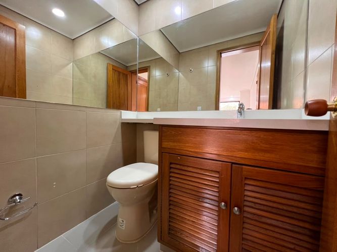 Apartamento de 4 alcobas en arriendo en El Poblado, Medellín, 223 m² · foto 19 de 19