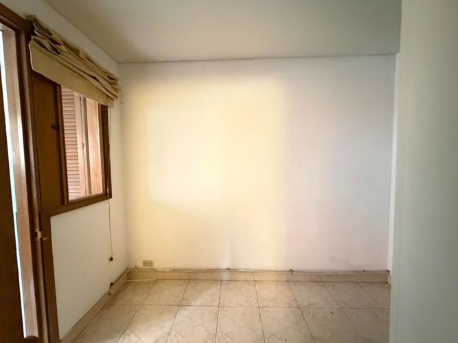 Apartamento de 3 alcobas en venta en Los Rosales, Bogotá, 203 m² · foto 9 de 20