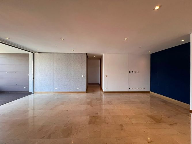 Apartamento de 3 alcobas en arriendo en El Poblado, Medellín, 170 m² · foto 4 de 14