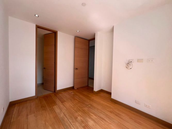 Apartamento de 3 alcobas en arriendo en El Poblado, Medellín, 170 m² · foto 12 de 14