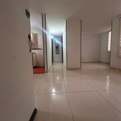 Apartamento de 2 alcobas en venta en Ub. Zuame Et Iii, Funza, 57 m² · foto 2 de 21