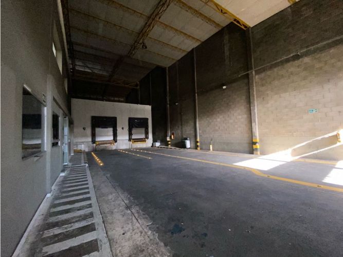 Bodega en arriendo en Barranquillita, Barranquilla, 2000 m² · foto 14 de 24