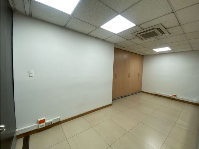 Bodega en arriendo en Barranquillita, Barranquilla, 2000 m² · foto 16 de 24