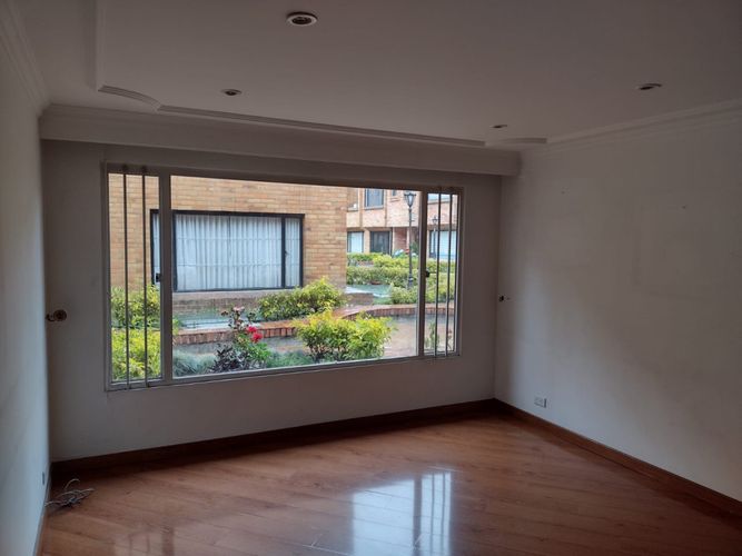 Casa de 3 alcobas en venta en Cedritos, Bogotá, 220 m² · foto 5 de 24