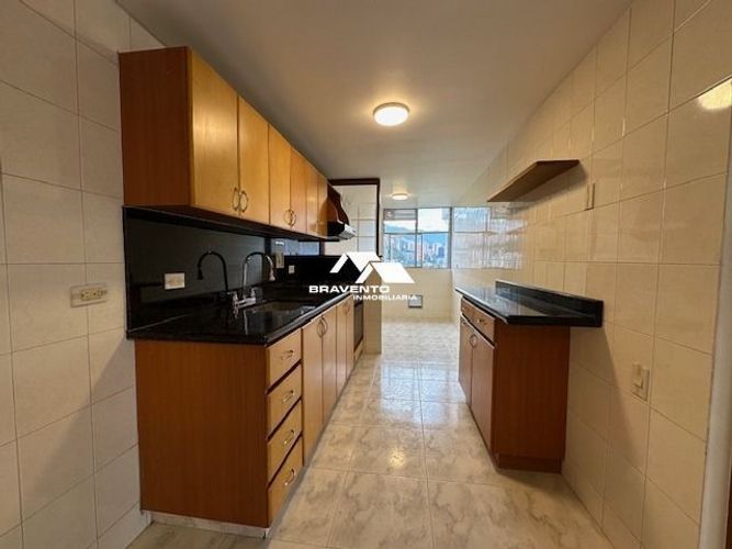 Apartamento de 3 alcobas en arriendo en Altos Del Poblado, Medellín, 100 m² · foto 7 de 23
