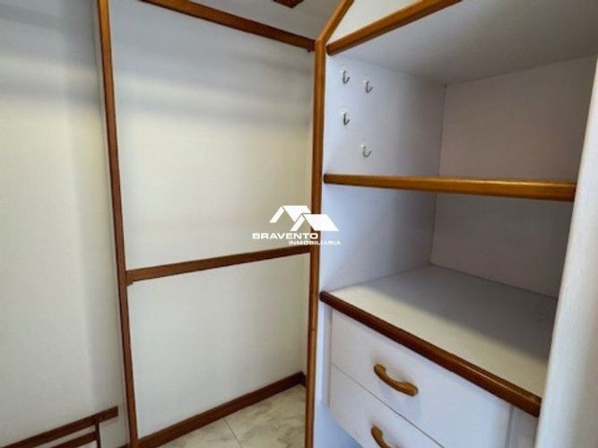 Apartamento de 3 alcobas en arriendo en Altos Del Poblado, Medellín, 100 m² · foto 13 de 23