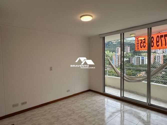 Apartamento de 3 alcobas en arriendo en Altos Del Poblado, Medellín, 100 m² · foto 21 de 23