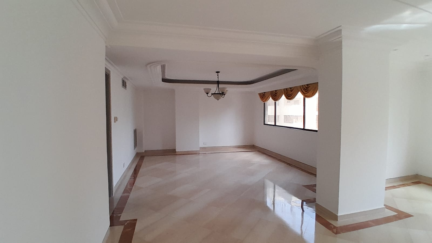 Apartamento de 5 alcobas en arriendo en Villa Country, Barranquilla, 350 m² · foto 3 de 20