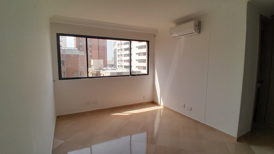 Apartamento de 5 alcobas en arriendo en Villa Country, Barranquilla, 350 m² · foto 7 de 20