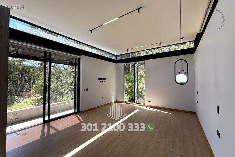 Casa de 3 alcobas en venta en Las Palmas, Envigado, 330 m² · foto 15 de 24