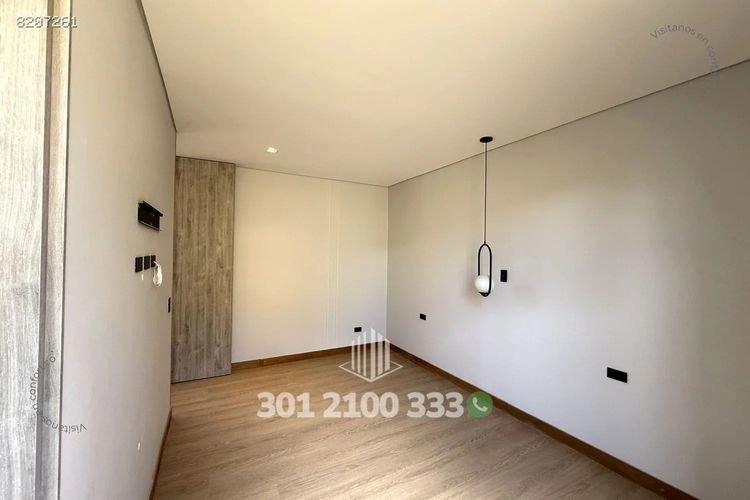 Casa de 3 alcobas en venta en Las Palmas, Envigado, 330 m² · foto 21 de 24