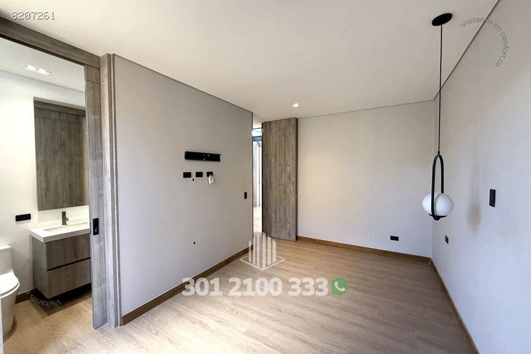 Casa de 3 alcobas en venta en Las Palmas, Envigado, 330 m² · foto 22 de 24