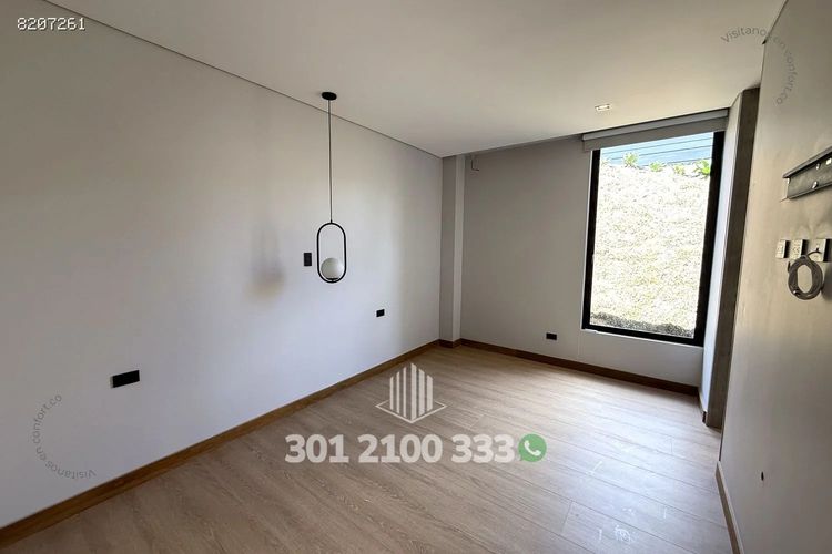 Casa de 3 alcobas en venta en Las Palmas, Envigado, 330 m² · foto 23 de 24
