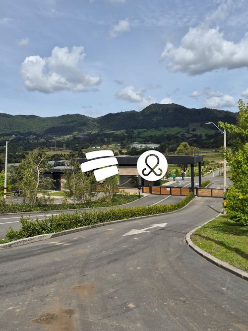 Lote en venta en El Tambo, La Ceja, 1754 m² · foto 6 de 7