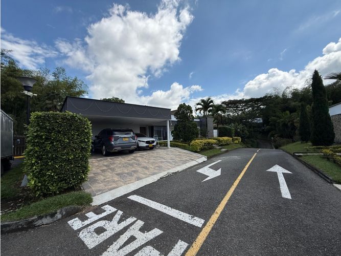 Casa de 3 alcobas en venta en Cerritos, Pereira, 562 m² · foto 6 de 24