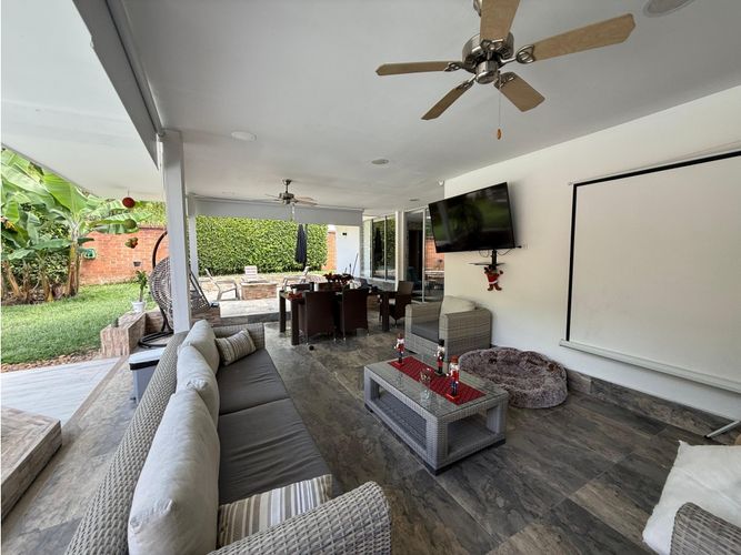 Casa de 3 alcobas en venta en Cerritos, Pereira, 562 m² · foto 7 de 24