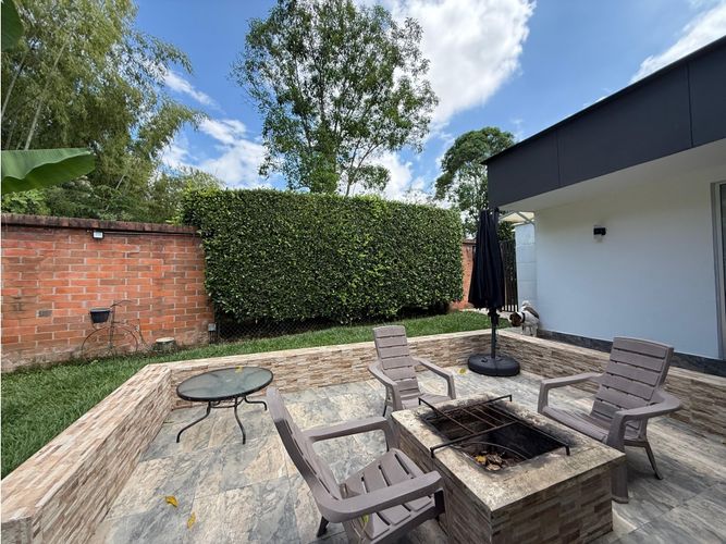 Casa de 3 alcobas en venta en Cerritos, Pereira, 562 m² · foto 9 de 24