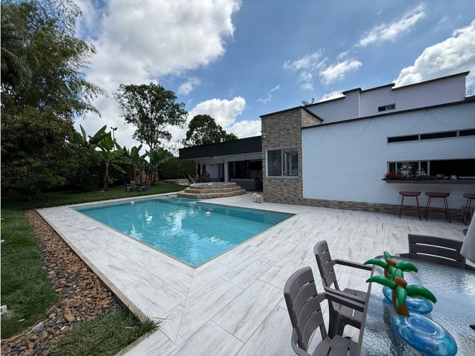 Casa de 3 alcobas en venta en Cerritos, Pereira, 562 m² · foto 15 de 24