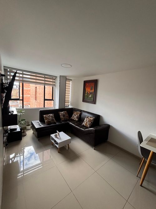 Apartamento en venta en Villemar Fontibon, Bogotá · foto 2 de 12