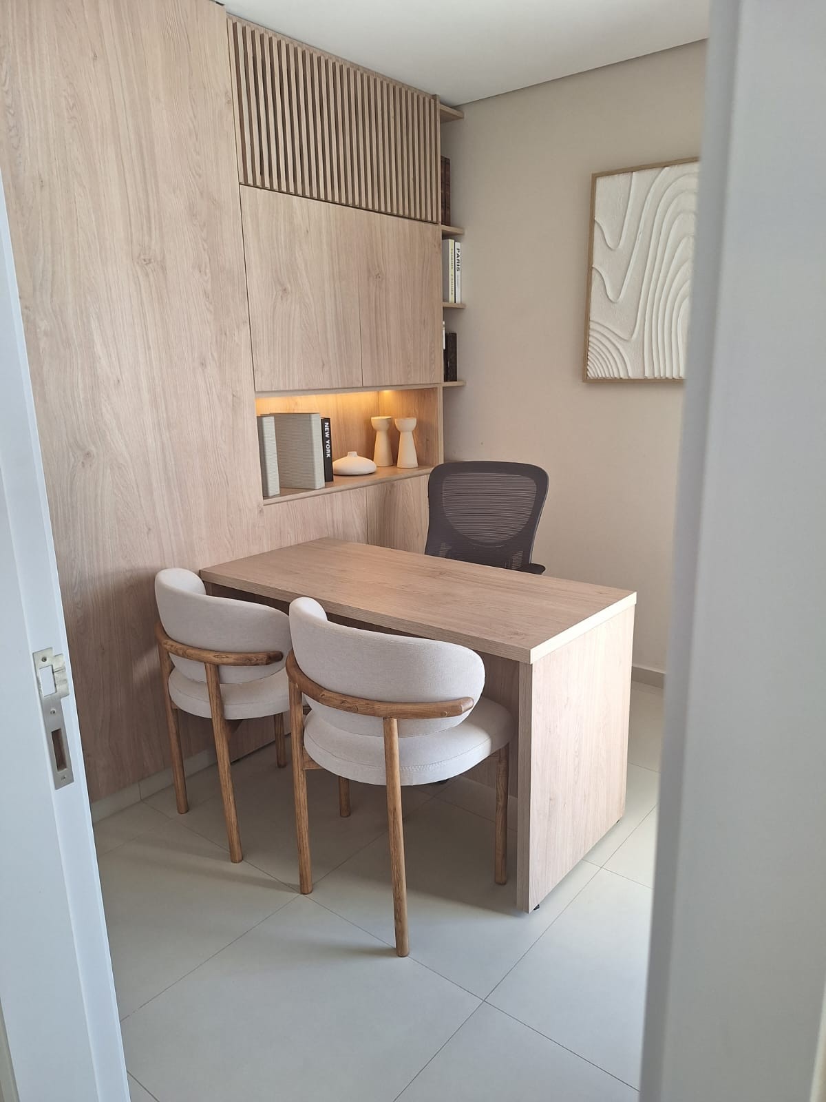 EN VENTA EXCLUSIVA CASAS DE 3 DORMITORIOS ZONA YACHT — foto 2