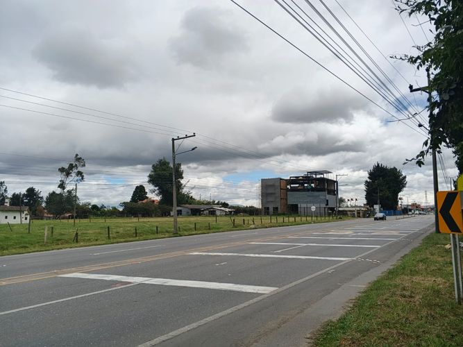 Lote en venta en Siberia, Cota, 23000 m² · foto 3 de 7