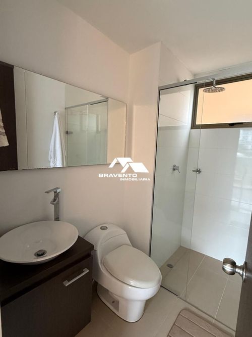 Apartamento de 2 alcobas en arriendo en Altos Del Poblado, Medellín, 72 m² · foto 12 de 15