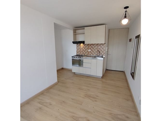 Apartaestudio en venta en Quiroga, Bogotá, 29 m² · foto 2 de 24