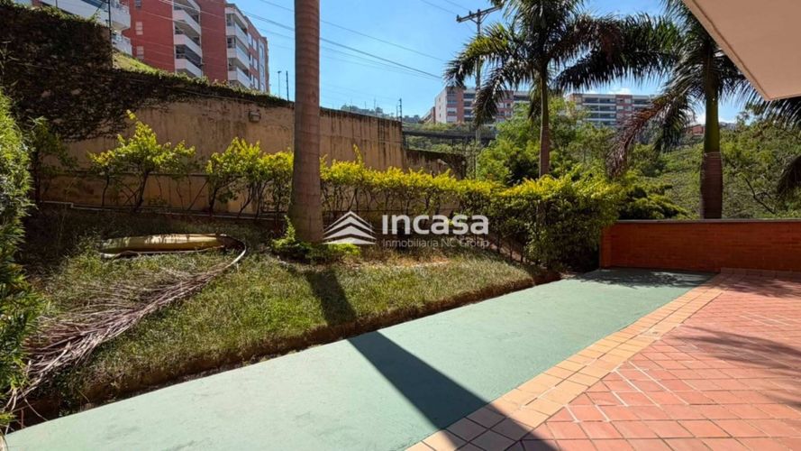 Apartamento de 3 alcobas en venta en Conjunto Residencial Cerro Cristales, Cali, 127 m² · foto 14 de 17