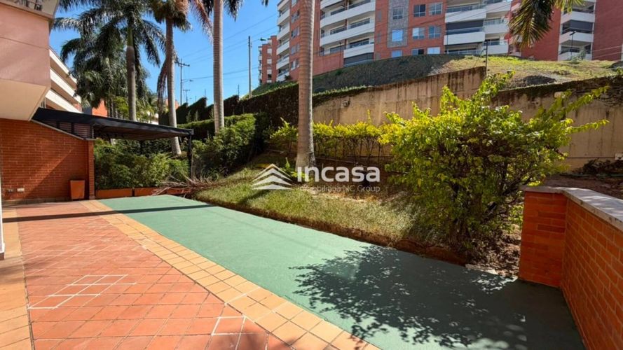 Apartamento de 3 alcobas en venta en Conjunto Residencial Cerro Cristales, Cali, 127 m² · foto 16 de 17