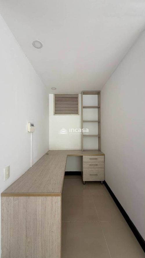 Apartamento de 3 alcobas en venta en Conjunto Residencial Cerro Cristales, Cali, 127 m² · foto 12 de 17