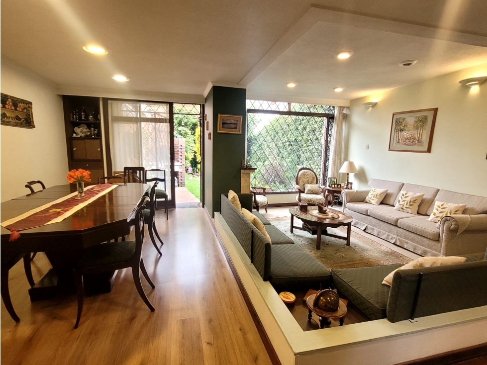 Casa en venta en Pasadena, Bogotá · foto 3 de 24