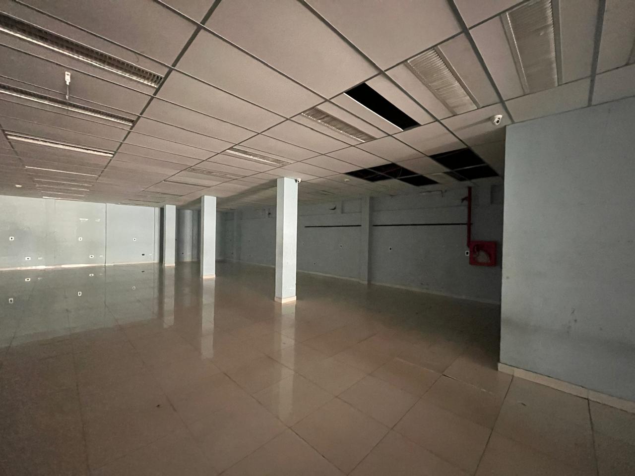 Local comercial en venta en Los Laureles, Asunción — foto 2