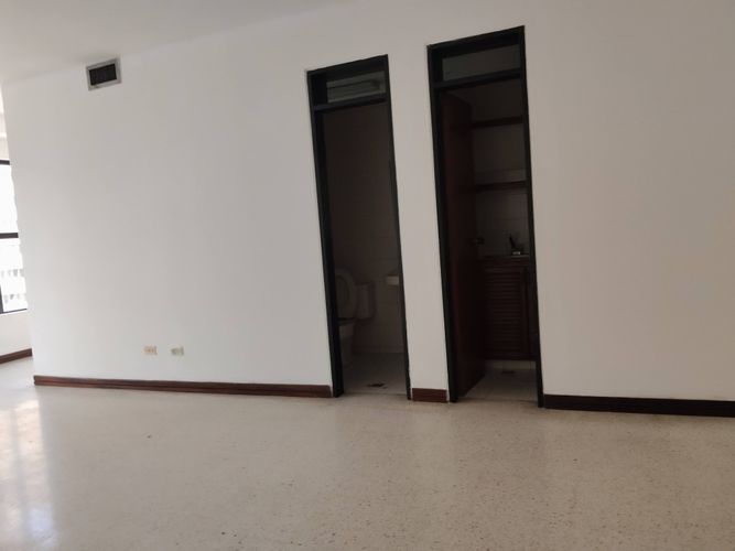 Oficina en arriendo en San Pedro, Cali, 36 m² · foto 20 de 24