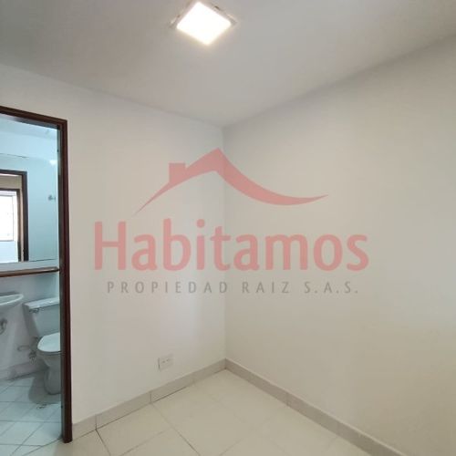 Apartamento de 4 alcobas en arriendo en La Florida, Medellín, 200 m² · foto 6 de 24